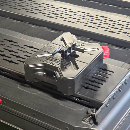 4.5 liters water can black with lockable mounting bracket