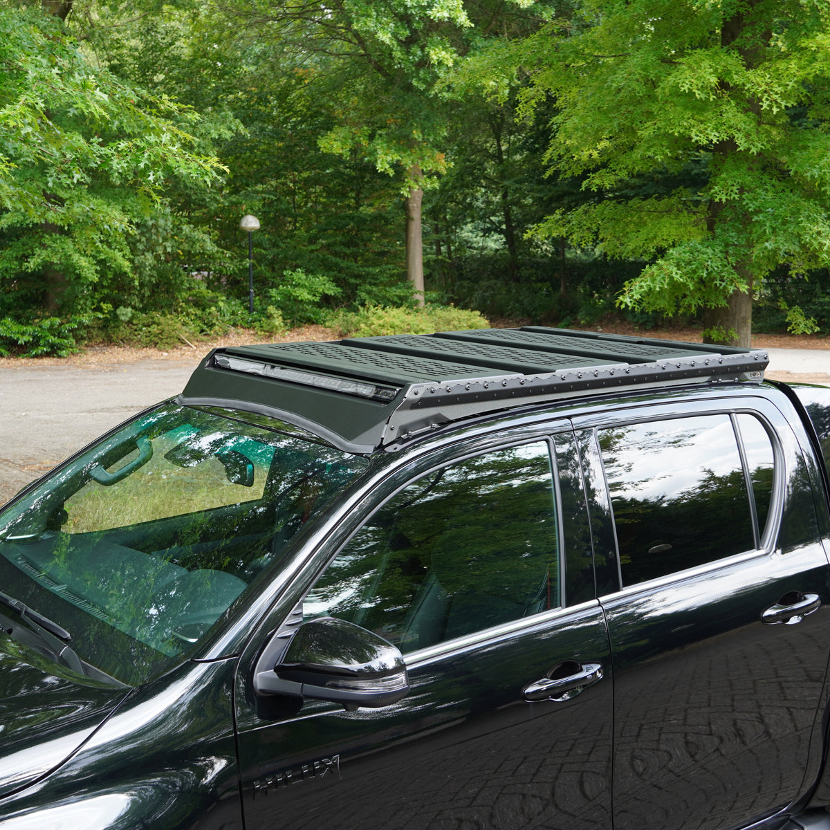 Built Ruff Rack Wild Aero Max roof rack with built-in light bar Toyota Hilux 2016+